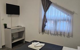 Filipovic Rent A Car & Apartments